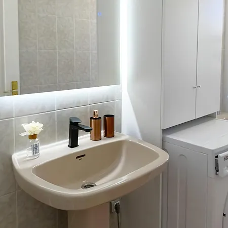 דירה Beautiful 1 Bedroom With Mountain View *