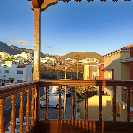 דירה Beautiful 1 Bedroom With Mountain View *