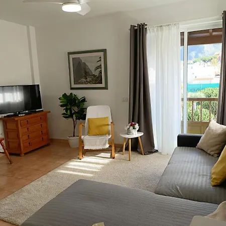 Beautiful 1 Bedroom With Mountain View Lejlighed