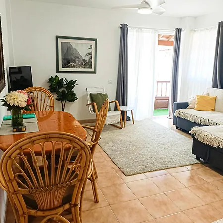 Beautiful 1 Bedroom With Mountain View Lejlighed *