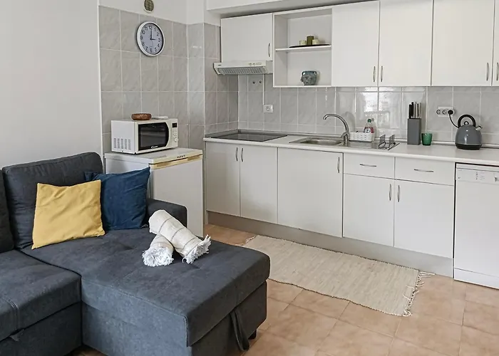 Beautiful 1 Bedroom With Mountain View Appartamento *